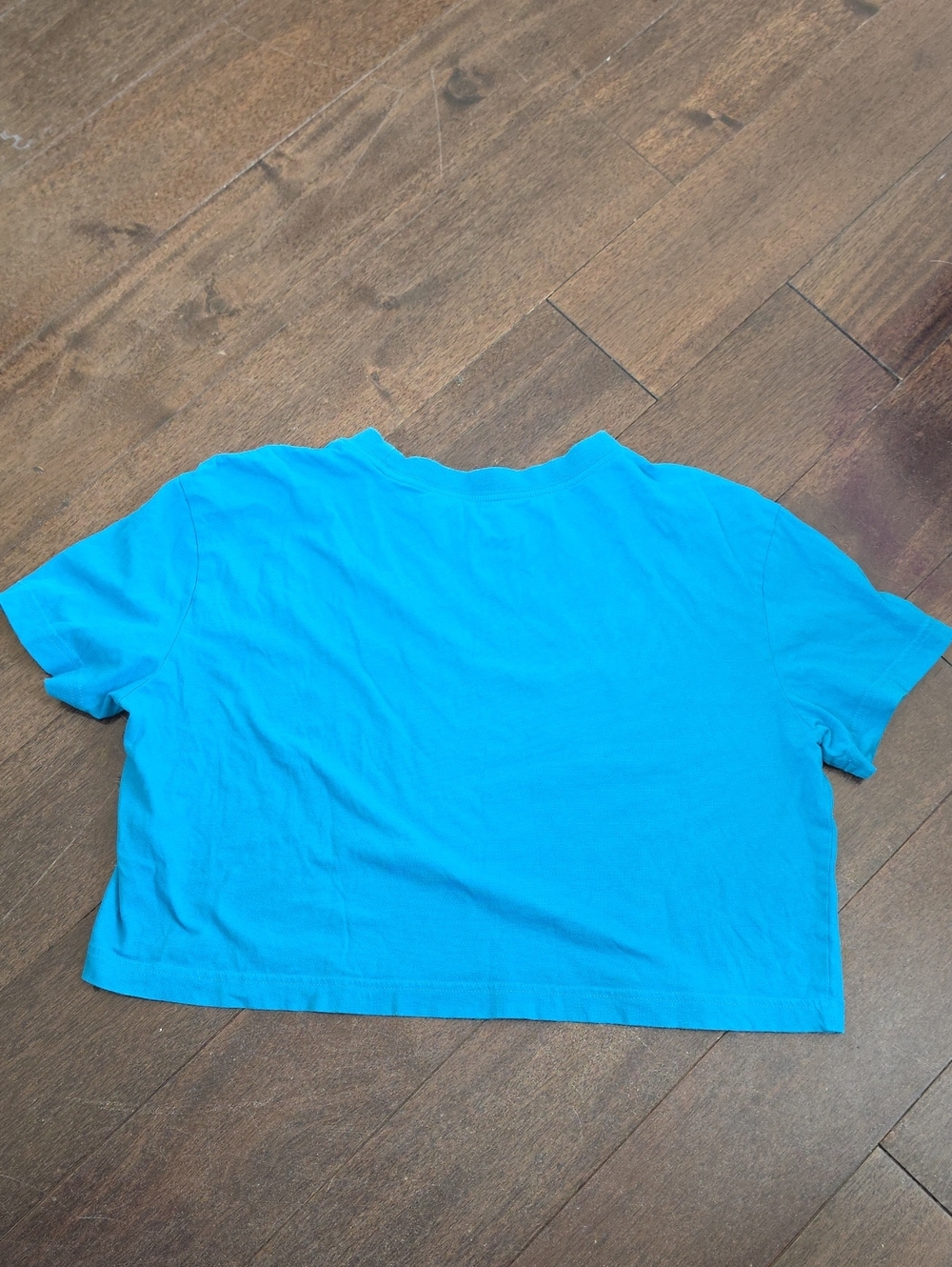 Nike Bright Blue Cropped Logo Tee Loose Fit Size Medium - Picture 5 of 7